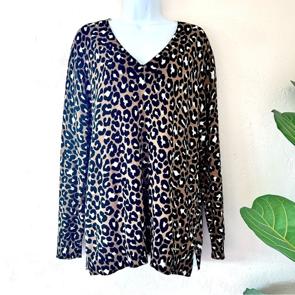 MICHAEL Michael Kors Sweaters - Michael Kors Brown Black Animal Print Knit Sweater Blouse Top Size XL EUC